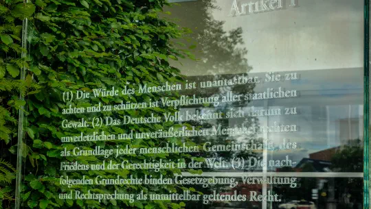 Die Würde des Menschen ist unantastbar – und was das wirklich bedeutet